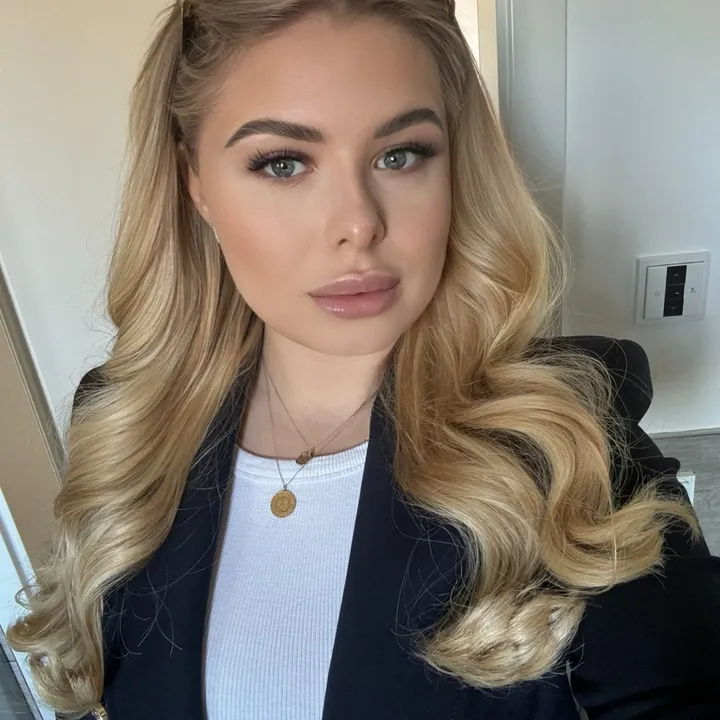 blondinkafeya