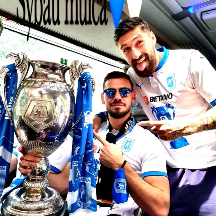 UCV.🇷🇴Mihai🦁💙🇬🇷🤍🦁