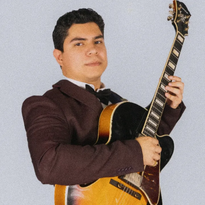Antonio Strings