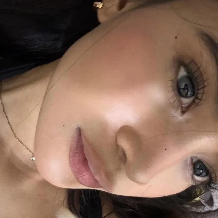 ig: @trisxwu
