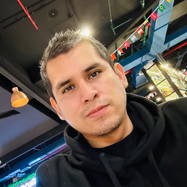 Fernando TG
