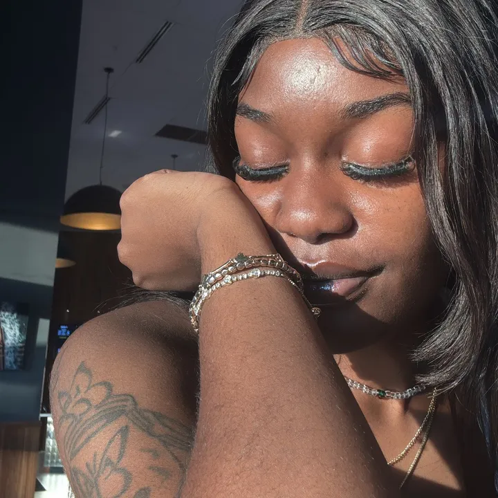 LO💋