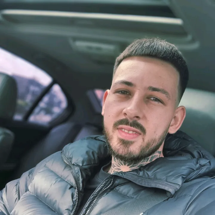 Life on the bank🎣📸🐋