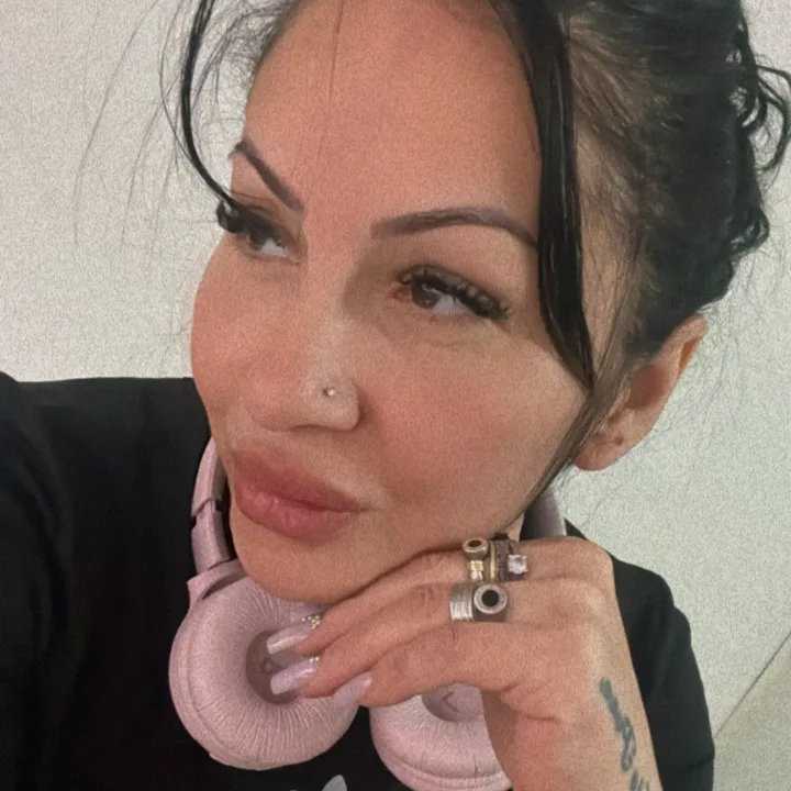 Medicen_Laura