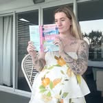 Kaitlyn’s Library ♡︎