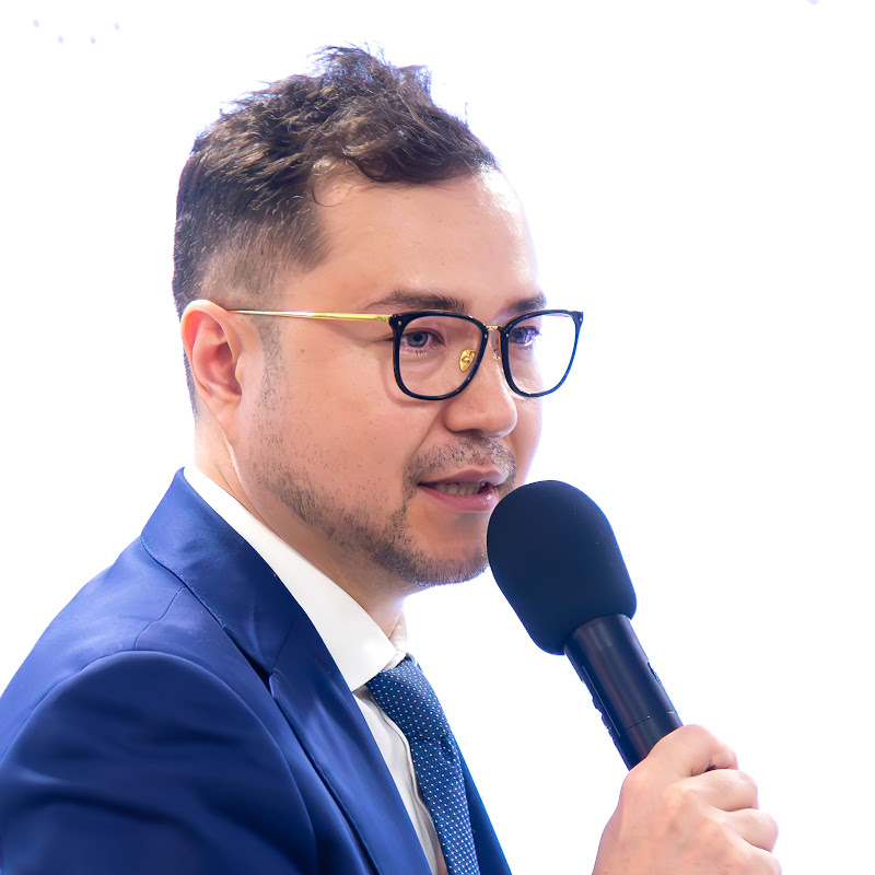 Роман Кауфман