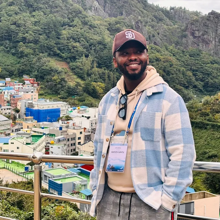 🇿🇦🇰🇷 Luntu_M