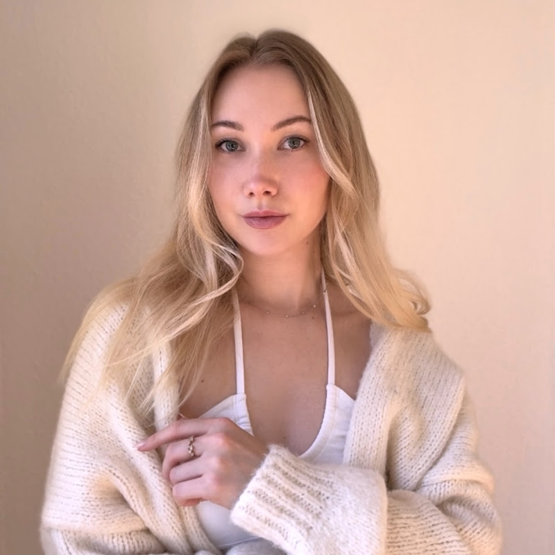Abby ASMR