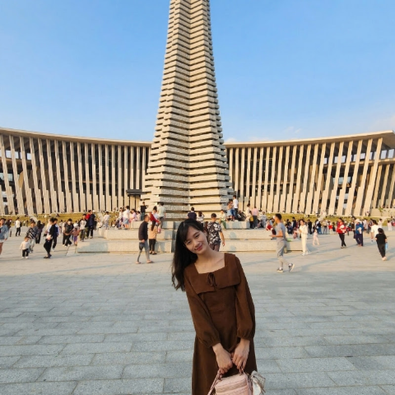 Quỳnh Vlogs