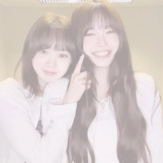 𑁤 𖥻αsҽɳα ʋҽ ԃυɾυ ୨୧