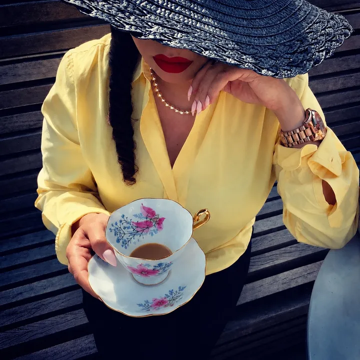 caffeinatedbeautyqueen1