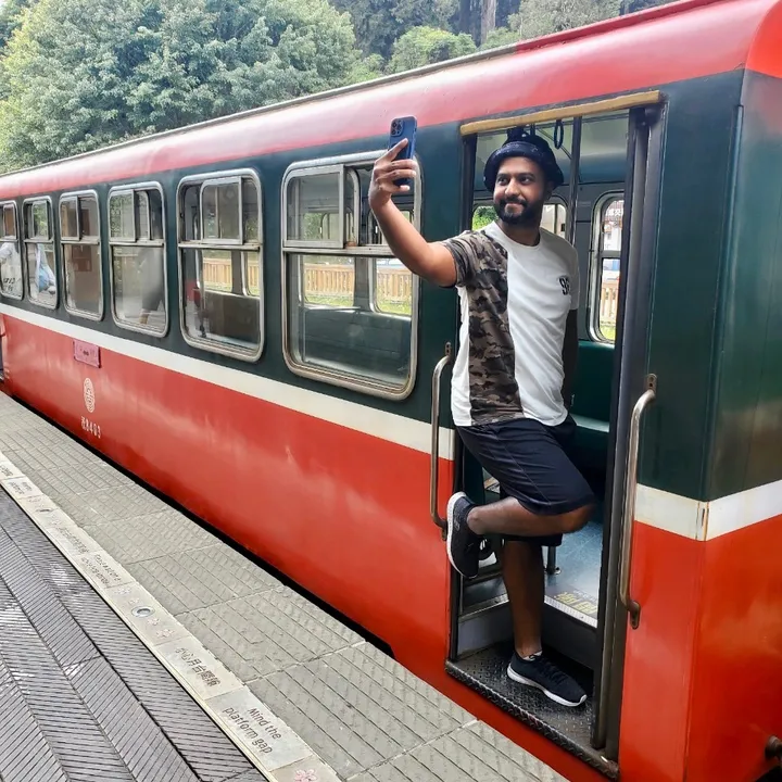 Izhar in Taiwan