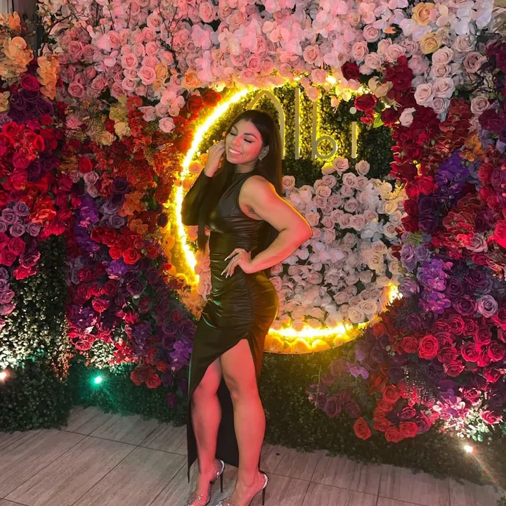 VibinWithSonia