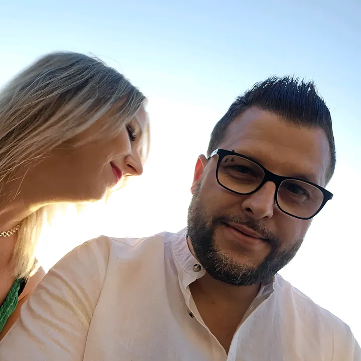 🇨🇵  Shop  🇨🇵