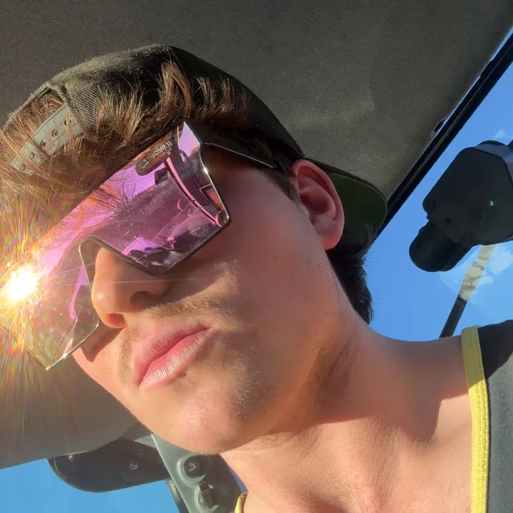 eddie_upington