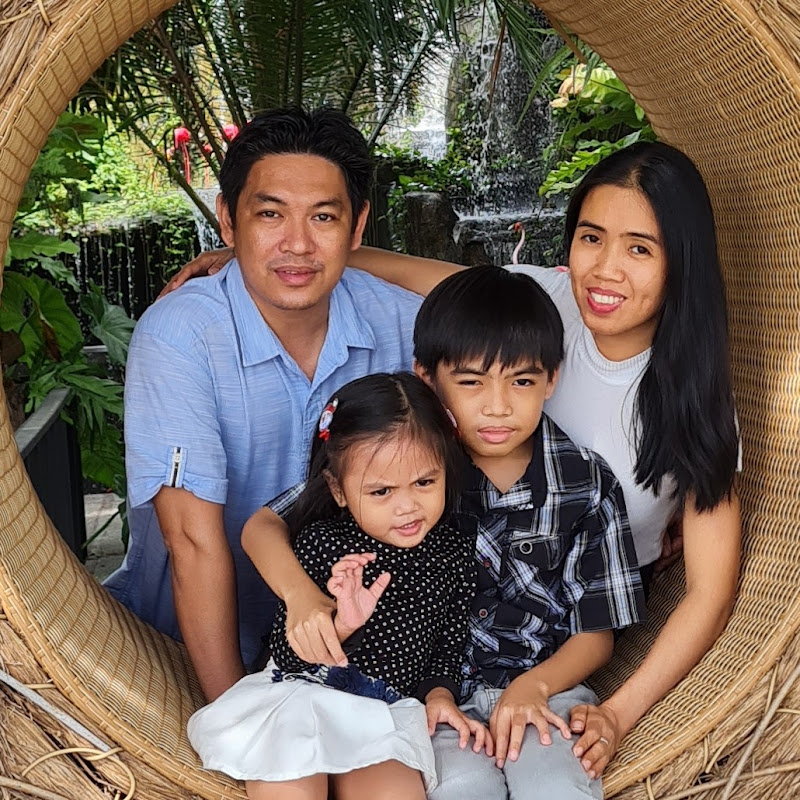 Engbino Family sa Thailand