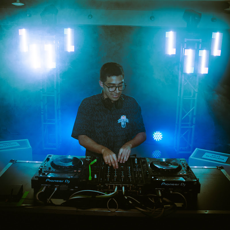 DJ Zzkai Music