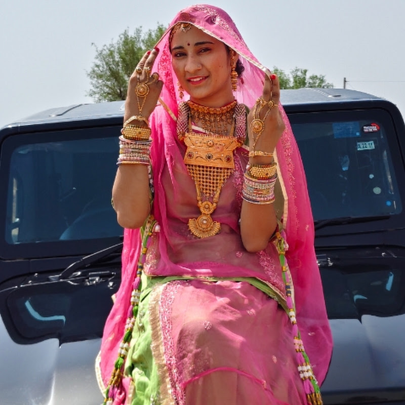 Topi Wali Ladki