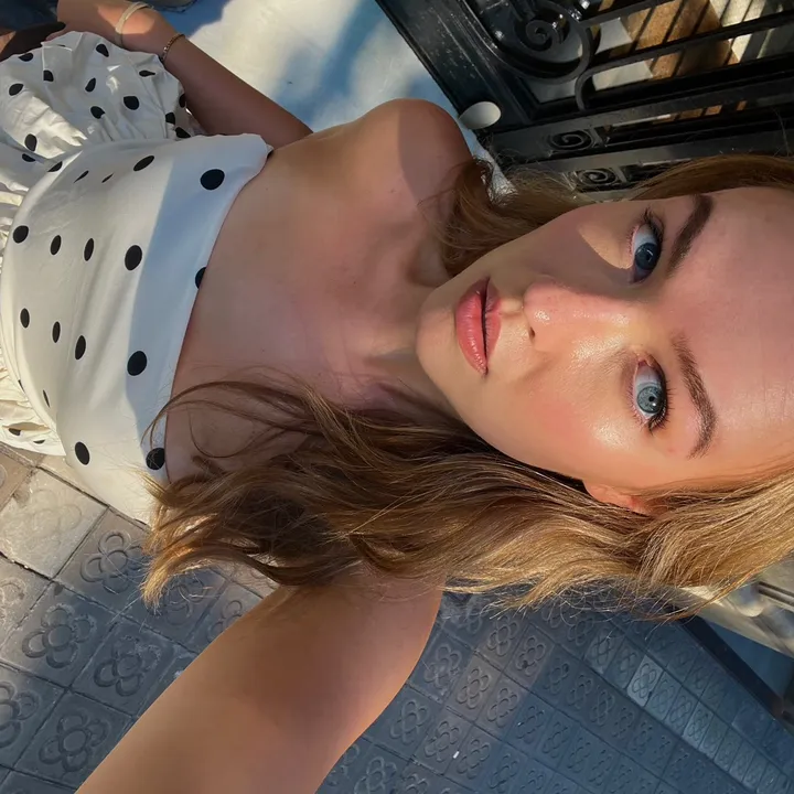 Charlotte 💌
