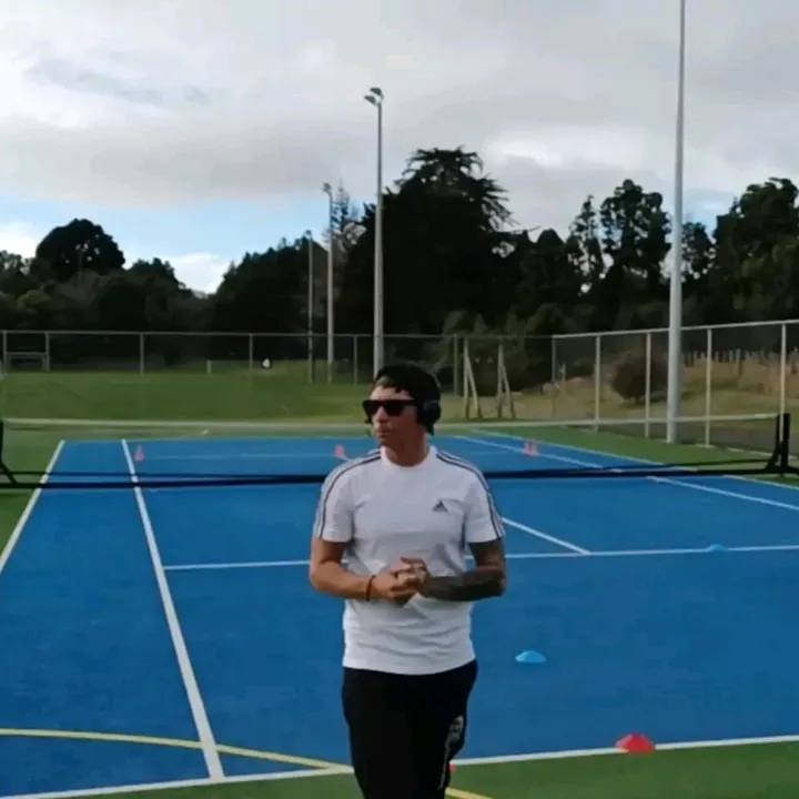 Syth Tennis