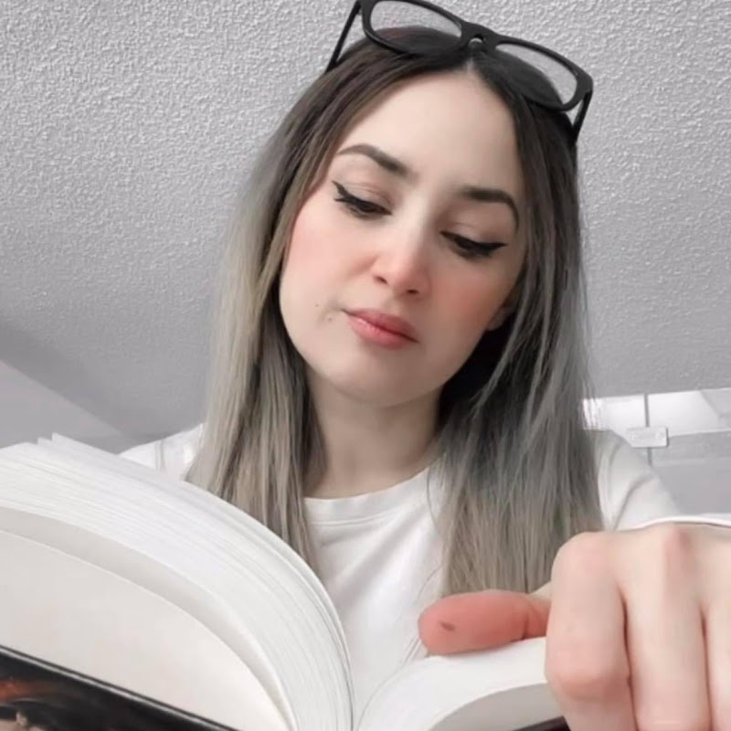 Silvana G. Sánchez | Romantasy Author | Audiobooks