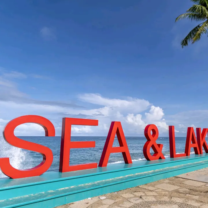 Sea & Lake