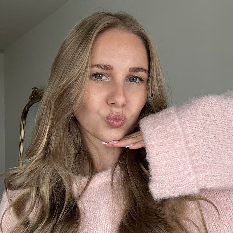 Madeline Vivienne