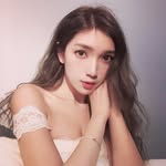 Vivienne Lee