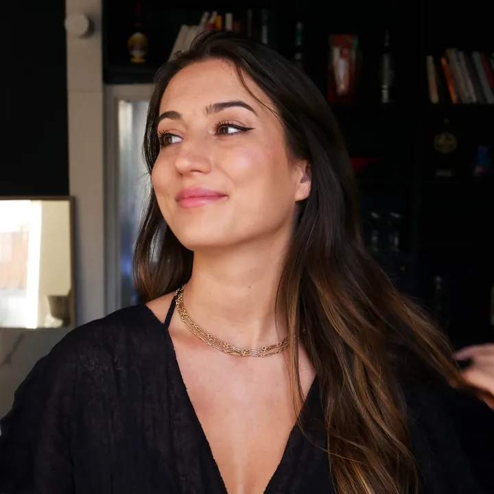 Alex | Paris Life & Travel