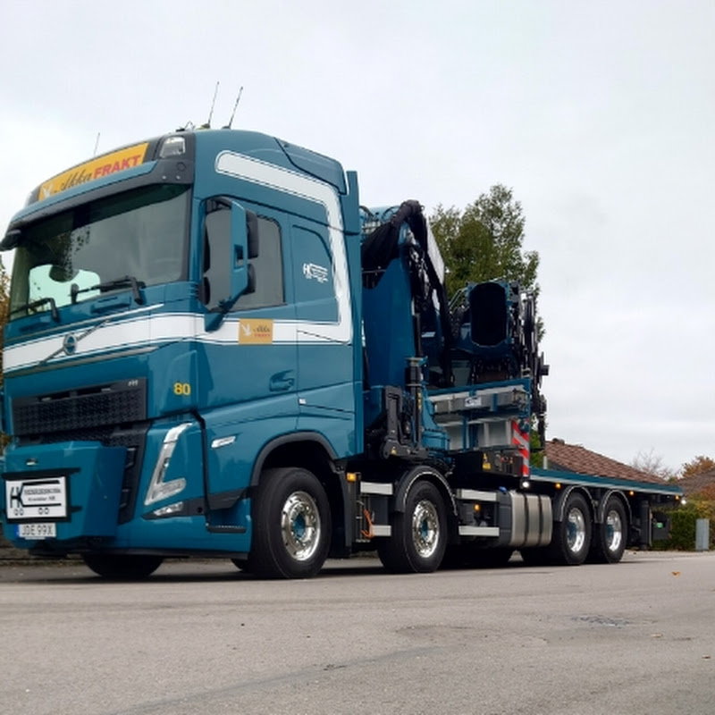 KnuckleboomsAndBikes