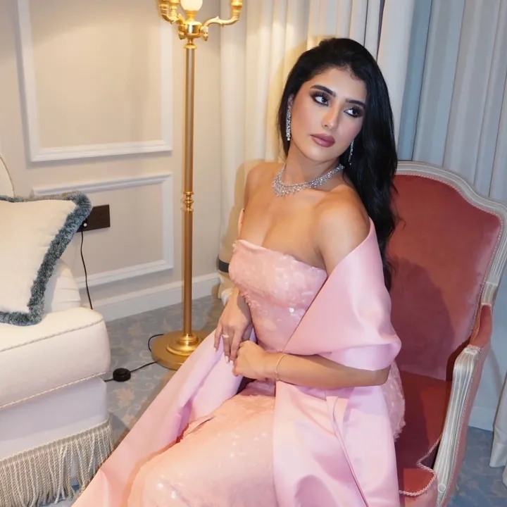 Myriam Chrigui مريم الشريقي 🌟