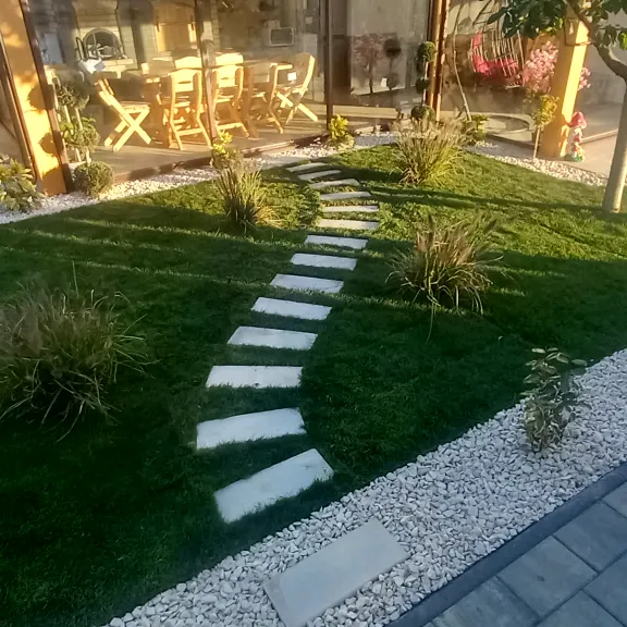 RozeGardenGreenFocsani