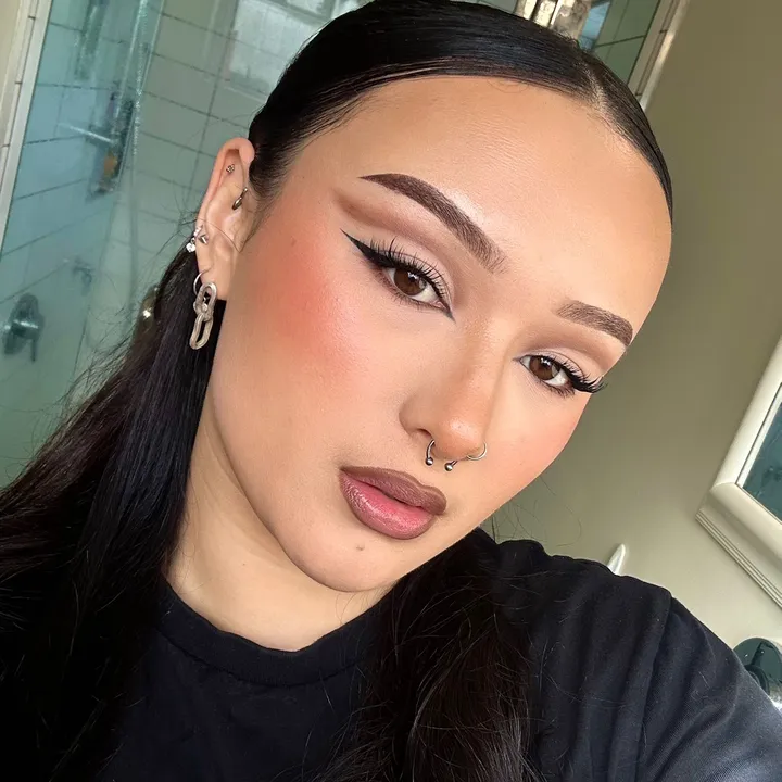 jo ⚡️ MUA