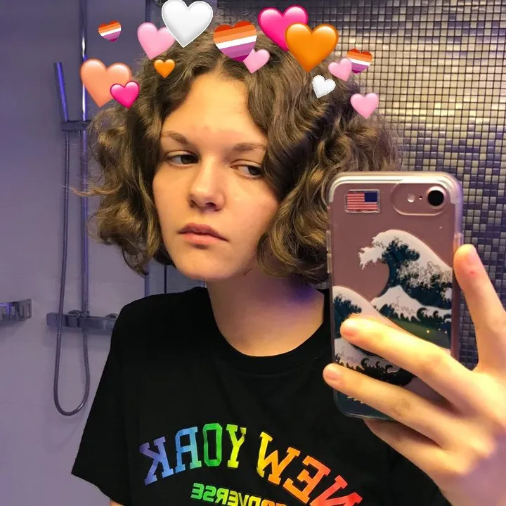 Hiddly