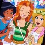 Totally Spies! News Page 💚💛❤️