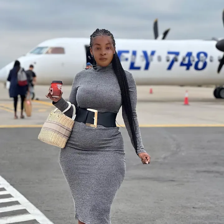 @queenBelo