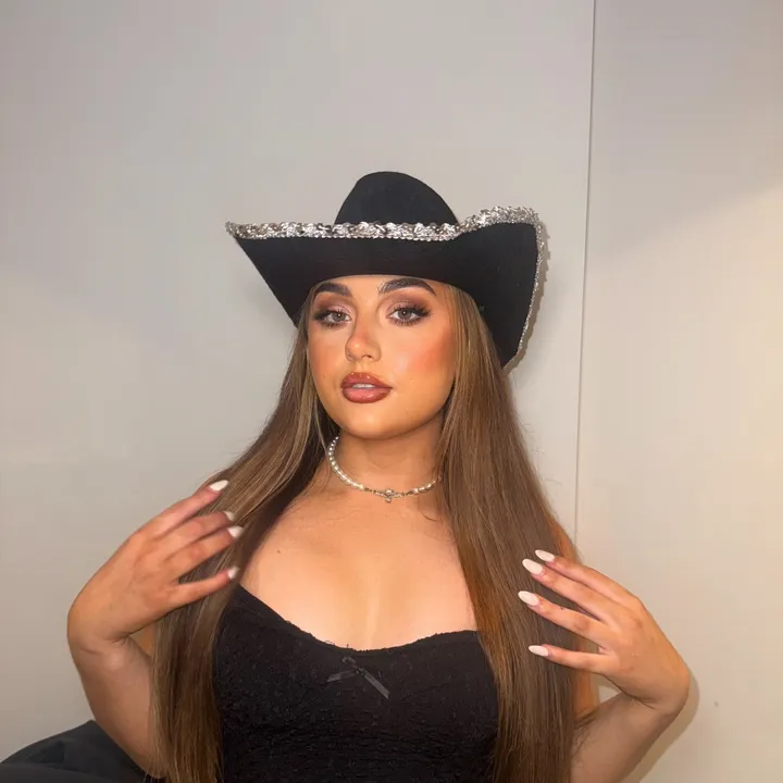 ella-rose