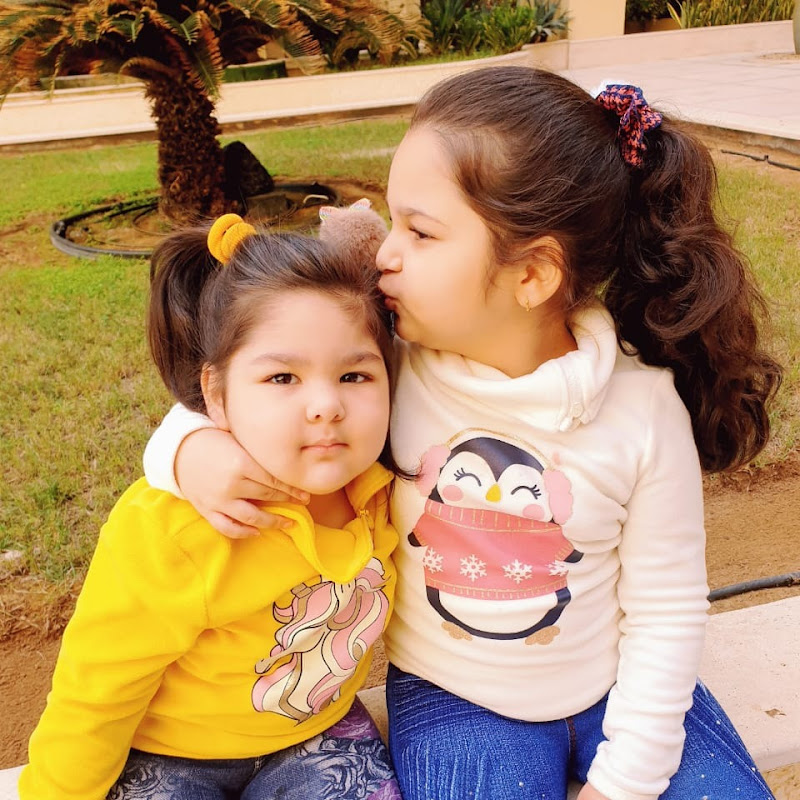 Waliha & Saliha Vlogs