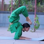 YOGA THERAPIST for KNEE PAIN