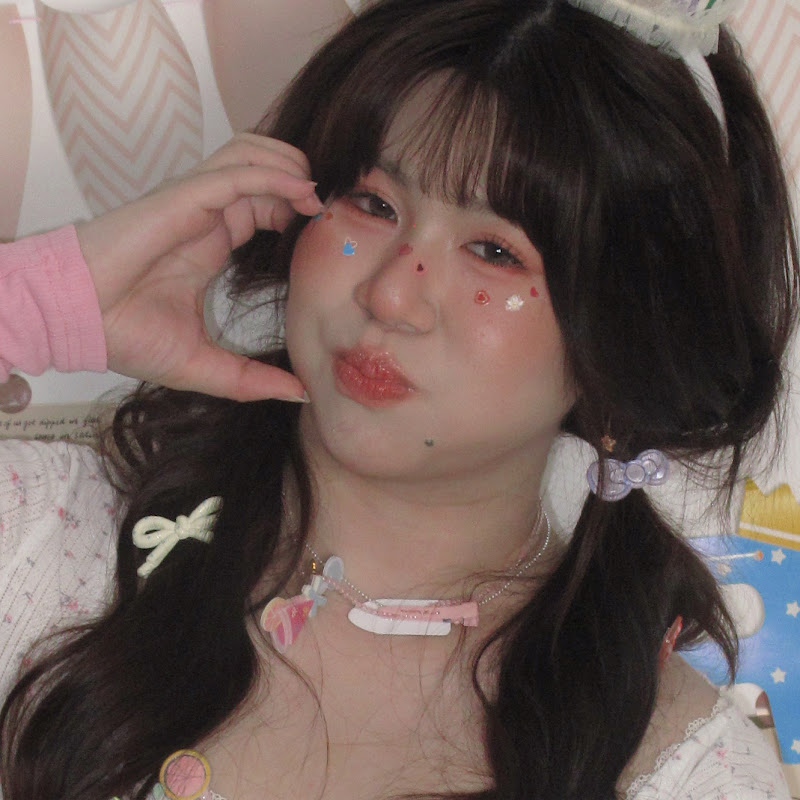 Syllie 🍡 girly beauty