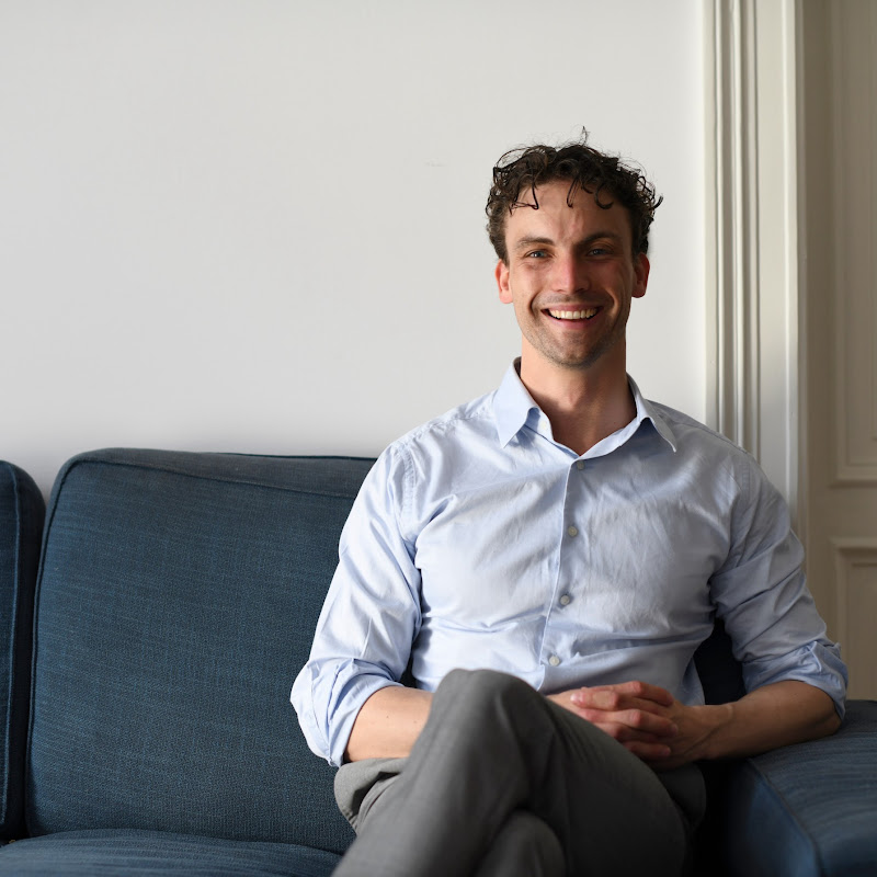 Dr. Florian Kleinau