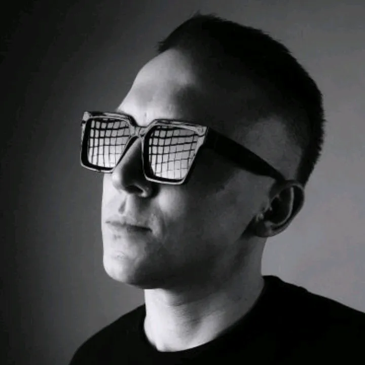SIMON BIZON