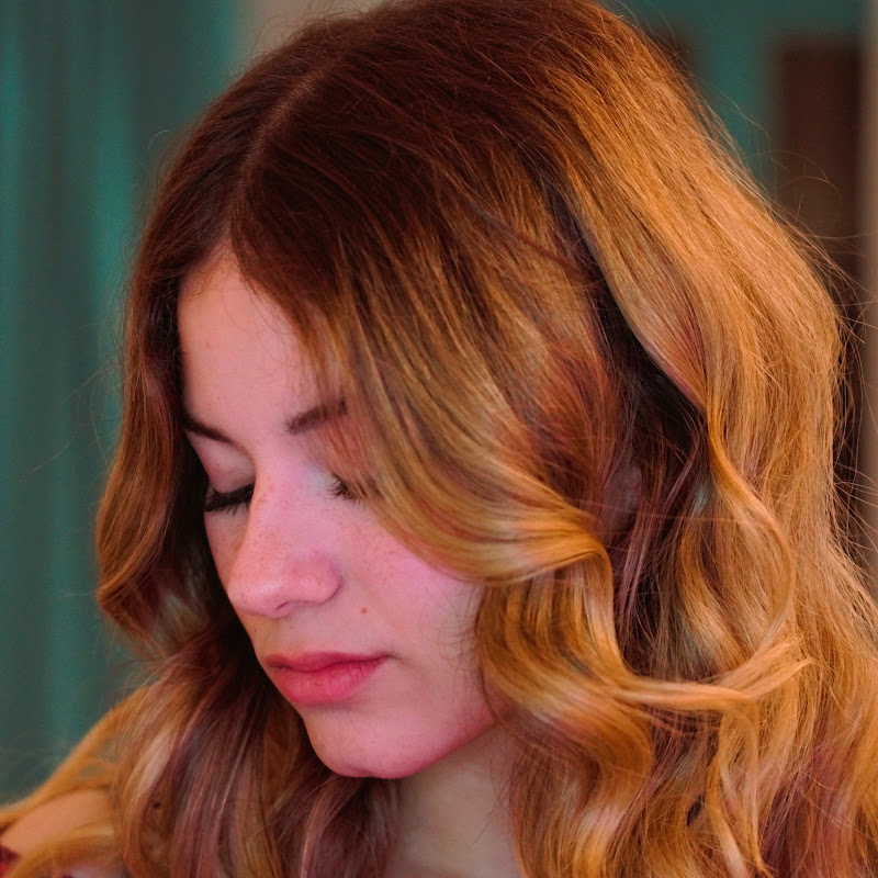 Janna Thomson جنا طومسون