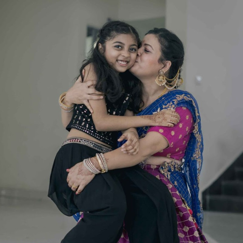 Maira n mum