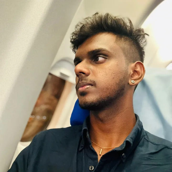 Shenal_chamodh🇯🇵