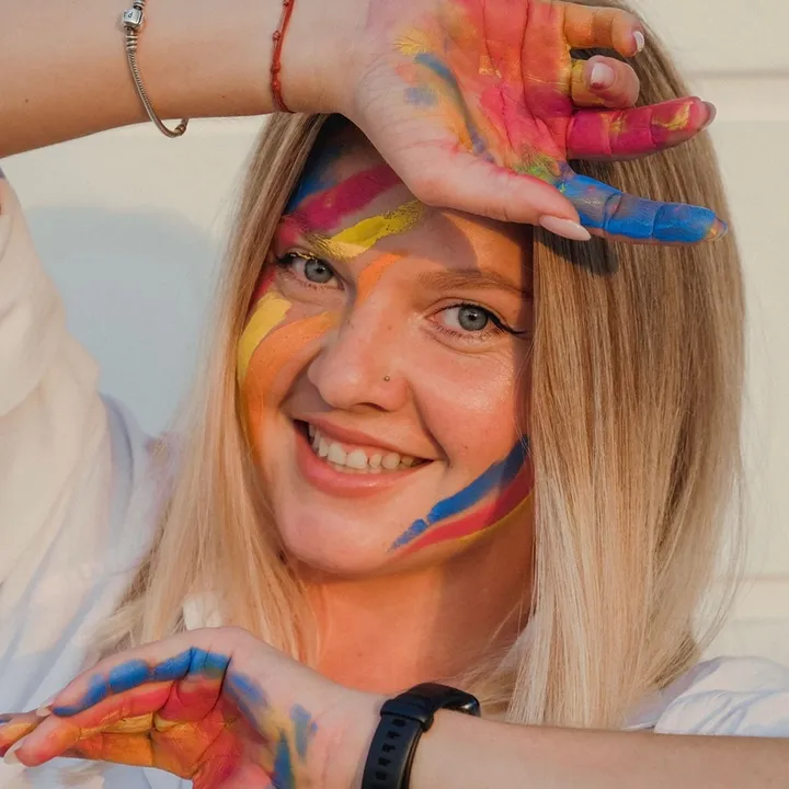 Танюшка НедоХудожник