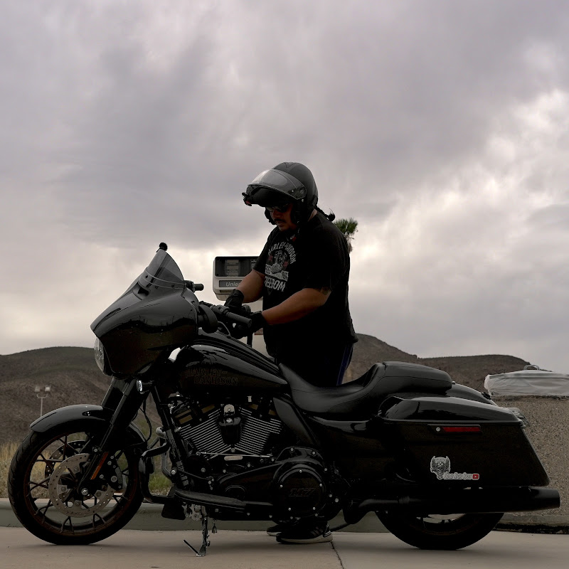 FRIDAY NIGHT RYDES