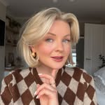 LAURA BYRNES