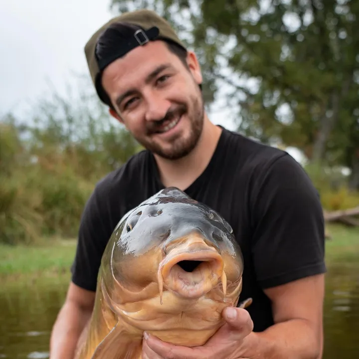 Henry Lennon - Fishing