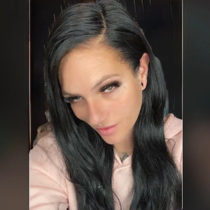 SanjahTsj🕊️ Ta pote aux Wigs